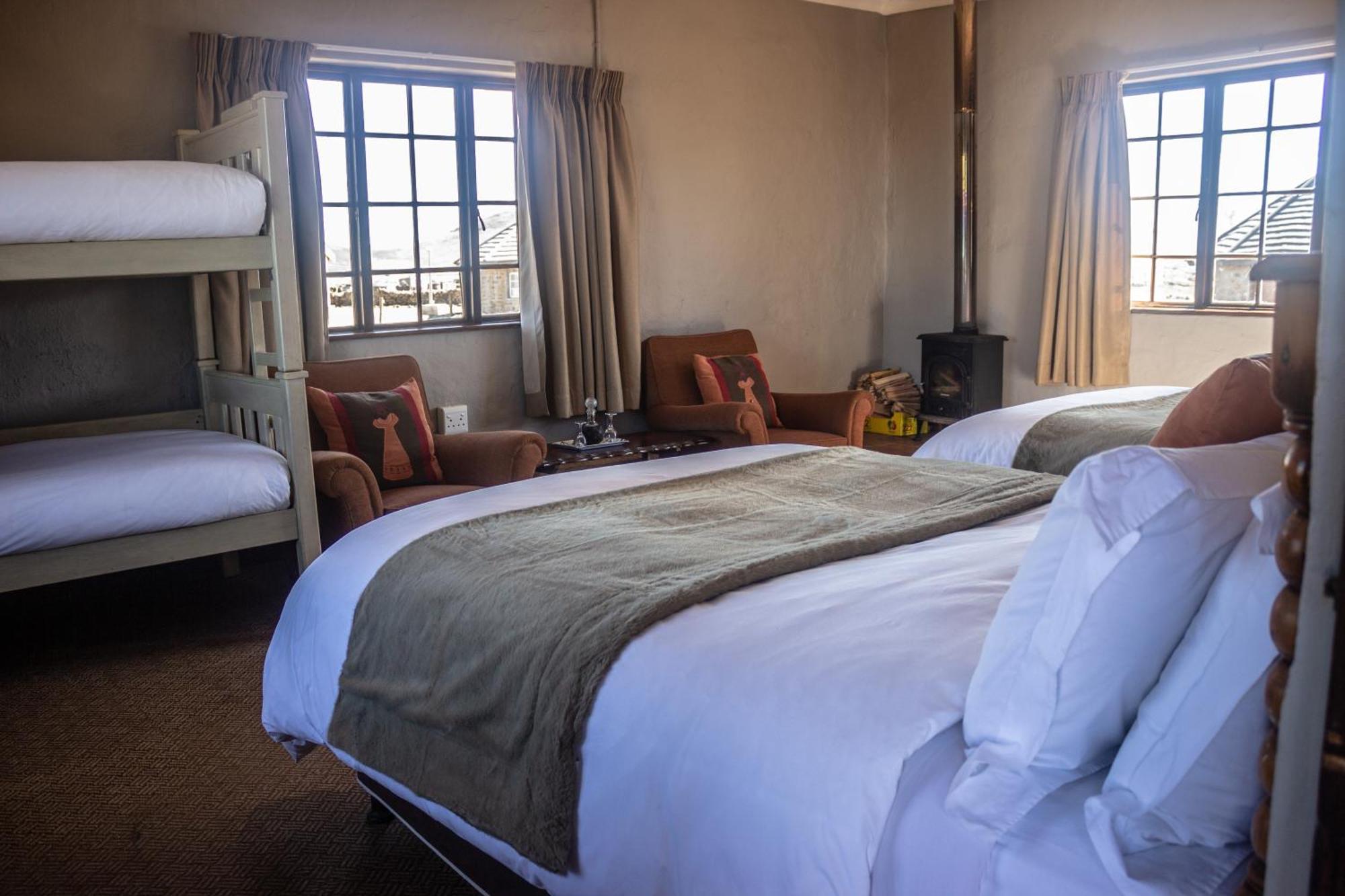 Sani Mountain Escape Hotel Mokhotlong Room photo