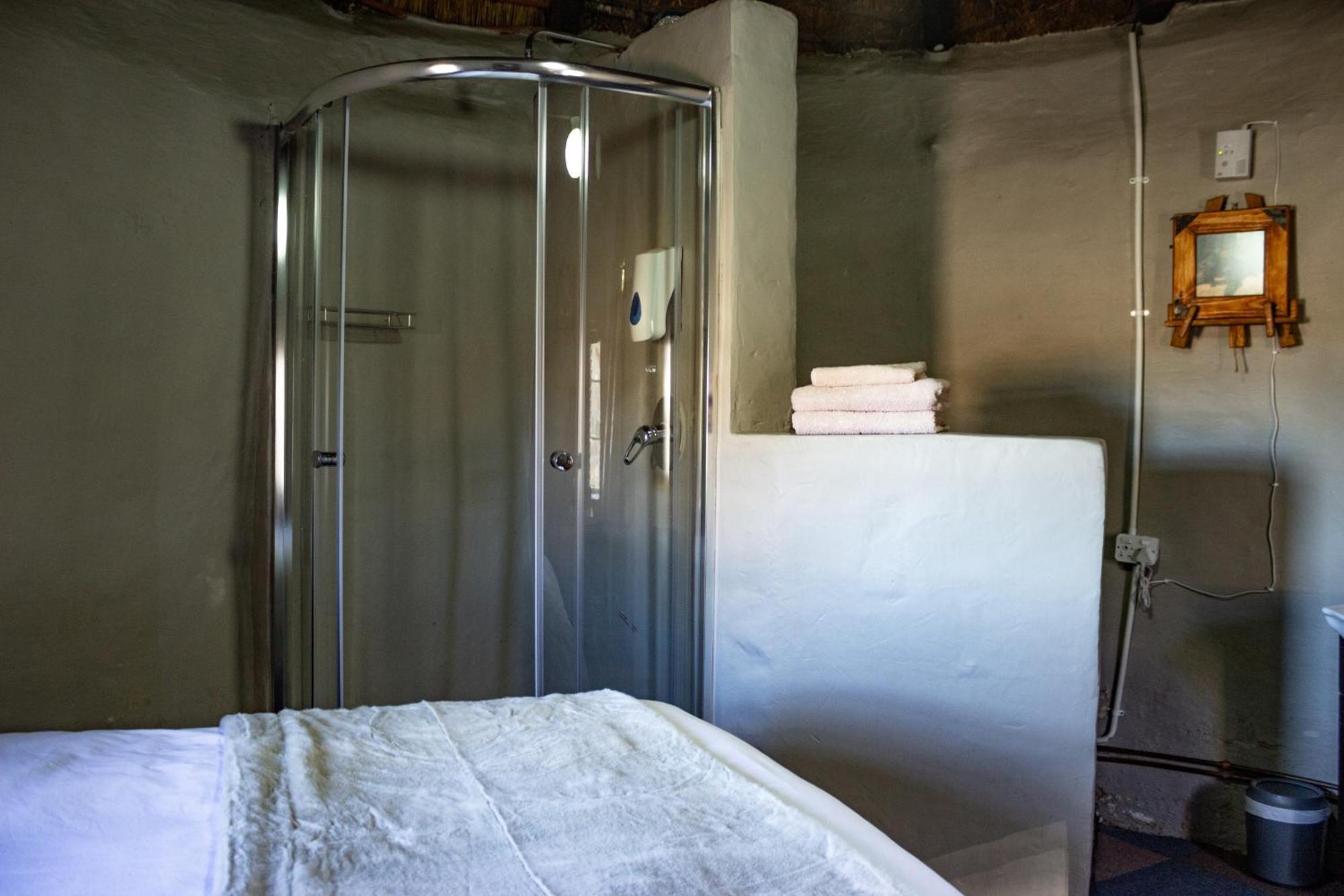 Sani Mountain Escape Hotel Mokhotlong Room photo