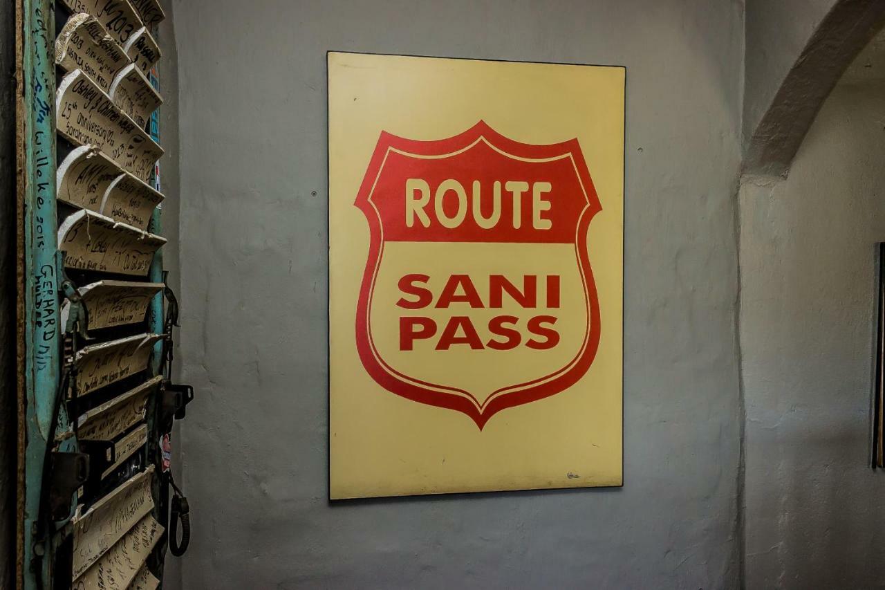 Sani Mountain Escape Hotel Mokhotlong Exterior photo